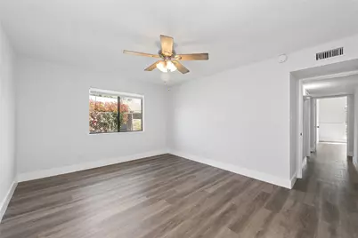 2119 Meadfoot Road, Carrollton, TX 75007 - Photo 27