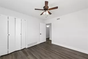 2119 Meadfoot Rd, Carrollton, TX 75007 - Photo 21