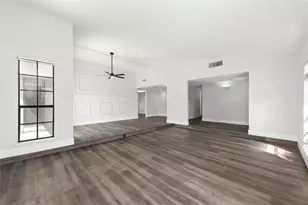 2119 Meadfoot Rd, Carrollton, TX 75007 - Photo 5