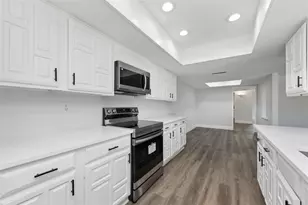 2119 Meadfoot Rd, Carrollton, TX 75007 - Photo 13