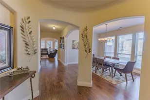 6205 Prairie Hill Ln, Flower Mound, TX 75028 - Photo 5