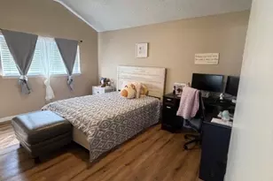 604 Red Coat Ln, Arlington, TX 76002 - Photo 17