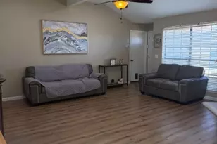 604 Red Coat Ln, Arlington, TX 76002 - Photo 13