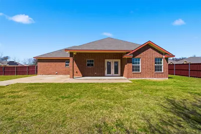 207 Hawk Ridge, Lacy Lakeview, TX 76705 - Photo 35