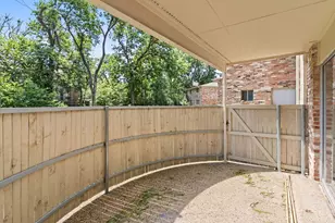 7812 Royal Ln, Dallas, TX 75230 - Photo 21