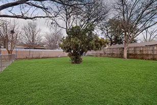 10841 Ruth Ann Dr, Dallas, TX 75228 - Photo 39