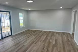 415 Bella Dr, Garland, TX 75040 - Photo 9