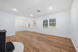 2313 N Ricketts St, Sherman, TX 75092 - Photo 11