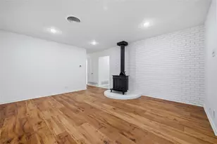 2313 N Ricketts St, Sherman, TX 75092 - Photo 13