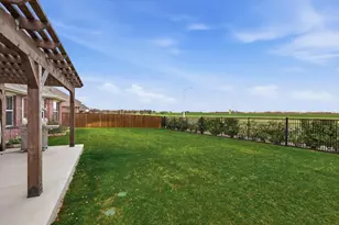 1020 Embers Ln, Denton, TX 76201 - Photo 33