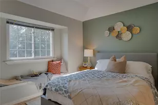 2130 Montclair Ln, Lewisville, TX 75067 - Photo 13