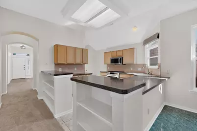 4557 Highridge Drive, The Colony, TX 75056 - Photo 9