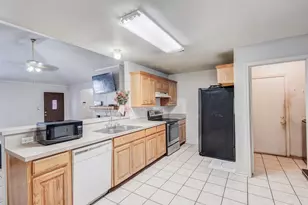 5118 Wesley Chapel Ln, Dallas, TX 75236 - Photo 3