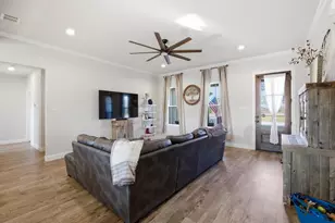 825 Holbrook Rd, Springtown, TX 76082 - Photo 5