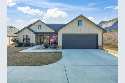 825 Holbrook Road, Springtown, TX 76082 - Photo 1