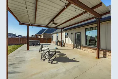 825 Holbrook Road, Springtown, TX 76082 - Photo 31