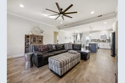 825 Holbrook Road, Springtown, TX 76082 - Photo 7