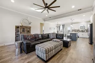 825 Holbrook Rd, Springtown, TX 76082 - Photo 7