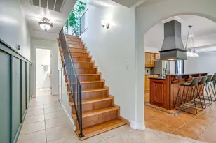 203 E 7th St, Weatherford, TX 76086 - Photo 9