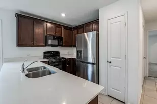 14008 Earlham St, Pilot Point, TX 76258 - Photo 13