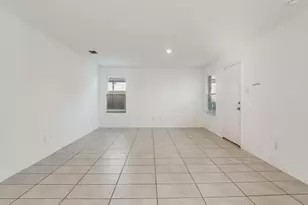 14008 Earlham St, Pilot Point, TX 76258 - Photo 3