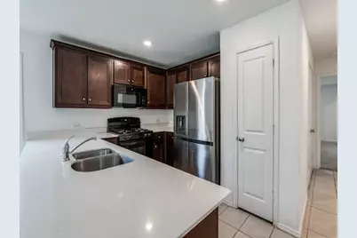 14008 Earlham Street, Pilot Point, TX 76258 - Photo 15