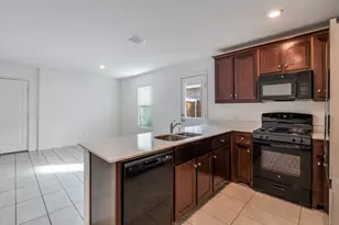 14008 Earlham St, Pilot Point, TX 76258 - Photo 13