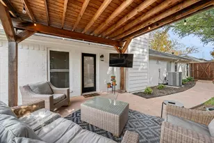 1706 Dunn St, Grapevine, TX 76051 - Photo 37