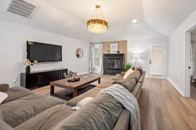 1706 Dunn Street, Grapevine, TX 76051 - Photo 9