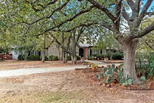 15 Oak Bluff Dr, Cross Roads, TX 76227 - Photo 1