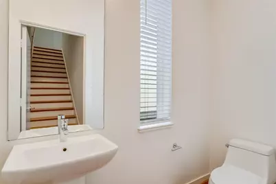 1505 S Akard Street #102, Dallas, TX 75215 - Photo 11