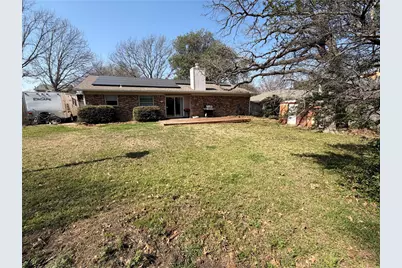 2721 Lucas Drive, Arlington, TX 76015 - Photo 3
