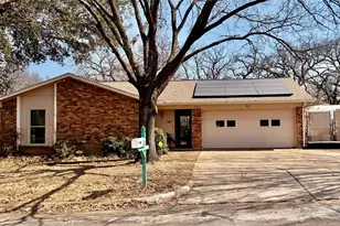 2721 Lucas Dr, Arlington, TX 76015 - Photo 1