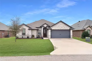 540 Clearwater Pl, Granbury, TX 76049 - Photo 1