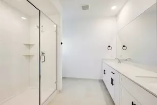 5232 Springlake Pkwy, Haltom City, TX 76117 - Photo 9