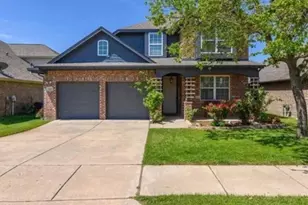 1928 Michelle Creek Dr, Little Elm, TX 75068 - Photo 1