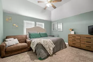 1631 Nashwood Dr, Grand Prairie, TX 75051 - Photo 13
