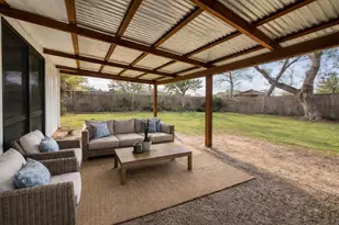 909 Ravencroft Dr, Garland, TX 75043 - Photo 13