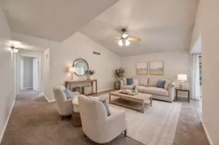 909 Ravencroft Dr, Garland, TX 75043 - Photo 11