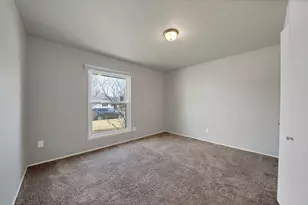 909 Ravencroft Dr, Garland, TX 75043 - Photo 25