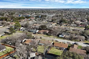 909 Ravencroft Dr, Garland, TX 75043 - Photo 37