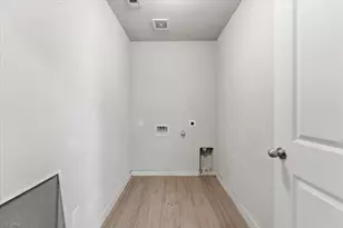 9975 Rio Doso Dr, Dallas, TX 75227 - Photo 15