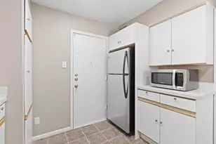 7812 Royal Ln, Dallas, TX 75230 - Photo 11