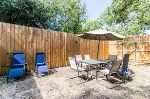 237 W Brooklyn Ave, Dallas, TX 75208 - Photo 13