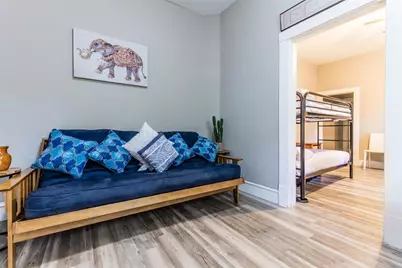 237 W Brooklyn Avenue, Dallas, TX 75208 - Photo 3