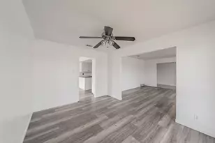 306 Country Club Dr, Joshua, TX 76058 - Photo 7