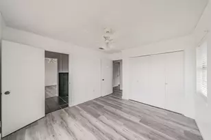 306 Country Club Dr, Joshua, TX 76058 - Photo 31