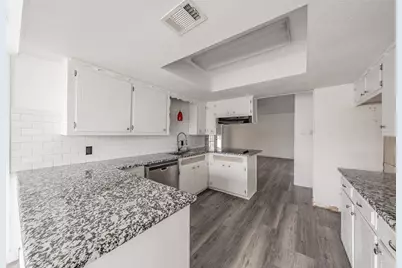 306 Country Club Drive, Joshua, TX 76058 - Photo 11