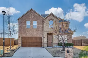 101 Forest Ln, Justin, TX 76247 - Photo 1