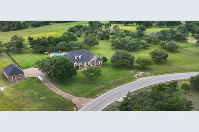 136 Arapahoe Ridge, Weatherford, TX 76087 - Photo 1